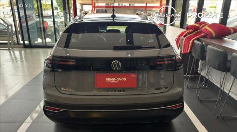 VOLKSWAGEN Nivus 1.0 4P FLEX 200 TSI HIGHLINE TURBO AUTOM�TICO, Foto 5