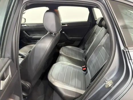 VOLKSWAGEN Nivus 1.0 4P FLEX 200 TSI HIGHLINE TURBO AUTOM�TICO, Foto 8