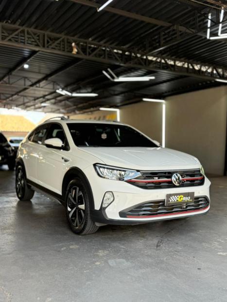 VOLKSWAGEN Nivus 1.0 4P FLEX 200 TSI HIGHLINE TURBO AUTOM�TICO, Foto 7
