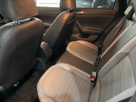 VOLKSWAGEN Nivus 1.0 4P FLEX 200 TSI HIGHLINE TURBO AUTOM�TICO, Foto 13