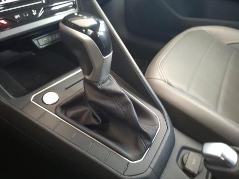 VOLKSWAGEN Nivus 1.0 4P FLEX 200 TSI HIGHLINE TURBO AUTOM�TICO, Foto 15