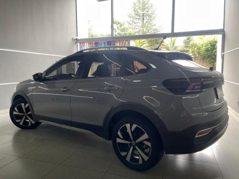 VOLKSWAGEN Nivus 1.0 4P FLEX 200 TSI HIGHLINE TURBO AUTOM�TICO, Foto 3