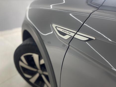 VOLKSWAGEN Nivus 1.0 4P FLEX 200 TSI HIGHLINE TURBO AUTOM�TICO, Foto 4