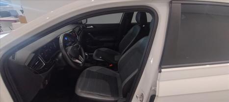 VOLKSWAGEN Nivus 1.0 4P FLEX 200 TSI HIGHLINE TURBO AUTOM�TICO, Foto 9