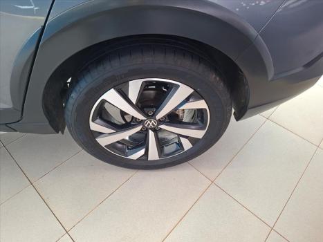 VOLKSWAGEN Nivus 1.0 4P FLEX 200 TSI HIGHLINE TURBO AUTOM�TICO, Foto 9