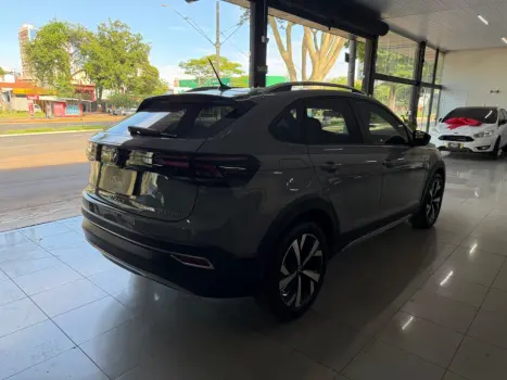 VOLKSWAGEN Nivus 1.0 4P FLEX 200 TSI HIGHLINE TURBO AUTOM�TICO, Foto 6