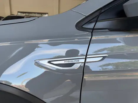 VOLKSWAGEN Nivus 1.0 4P FLEX 200 TSI HIGHLINE TURBO AUTOM�TICO, Foto 9