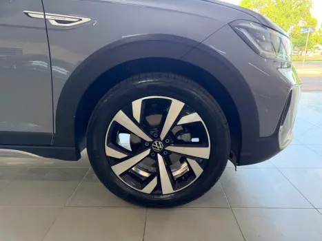 VOLKSWAGEN Nivus 1.0 4P FLEX 200 TSI HIGHLINE TURBO AUTOM�TICO, Foto 10