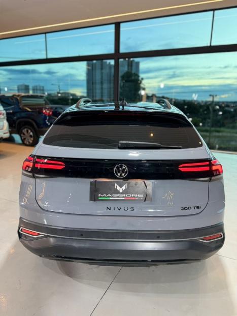 VOLKSWAGEN Nivus 1.0 4P FLEX 200 TSI HIGHLINE TURBO AUTOM�TICO, Foto 8