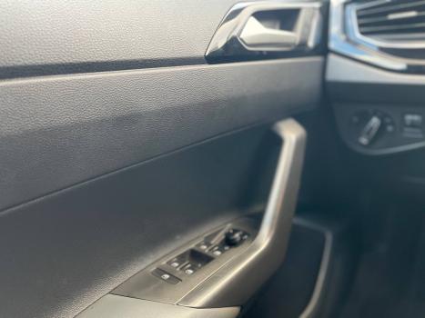 VOLKSWAGEN Nivus 1.0 4P FLEX 200 TSI HIGHLINE TURBO AUTOM�TICO, Foto 8