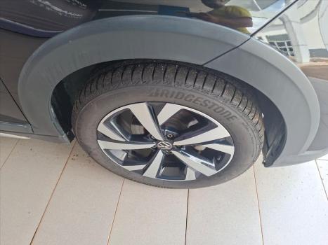 VOLKSWAGEN Nivus 1.0 4P FLEX 200 TSI HIGHLINE TURBO AUTOM�TICO, Foto 9