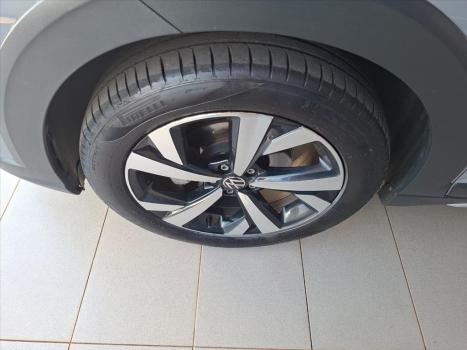 VOLKSWAGEN Nivus 1.0 4P FLEX 200 TSI HIGHLINE TURBO AUTOM�TICO, Foto 9