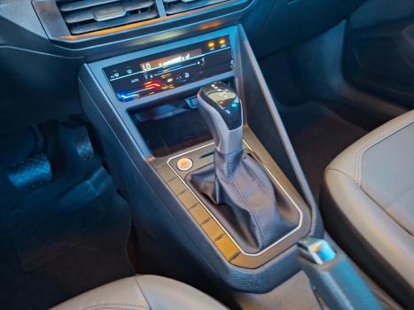 VOLKSWAGEN Nivus 1.0 4P FLEX 200 TSI HIGHLINE TURBO AUTOM�TICO, Foto 13