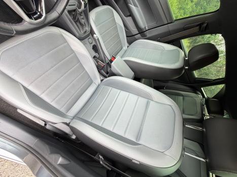 VOLKSWAGEN Nivus 1.0 4P FLEX 200 TSI HIGHLINE TURBO AUTOM�TICO, Foto 8