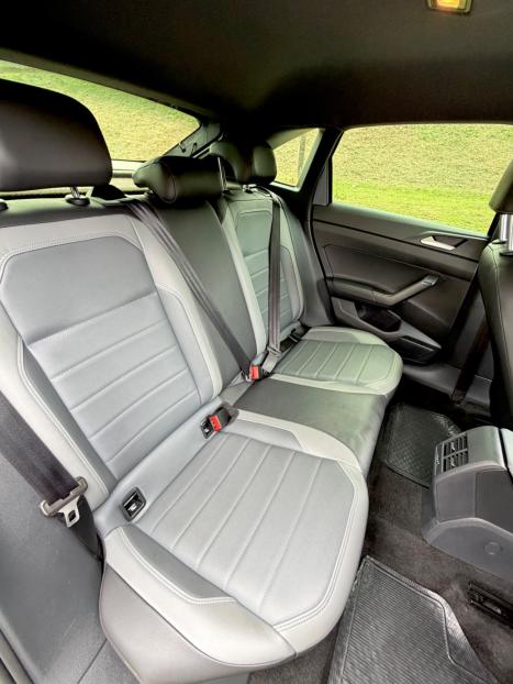 VOLKSWAGEN Nivus 1.0 4P FLEX 200 TSI HIGHLINE TURBO AUTOM�TICO, Foto 9