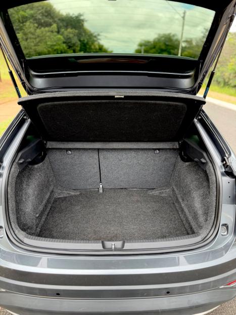 VOLKSWAGEN Nivus 1.0 4P FLEX 200 TSI HIGHLINE TURBO AUTOM�TICO, Foto 10