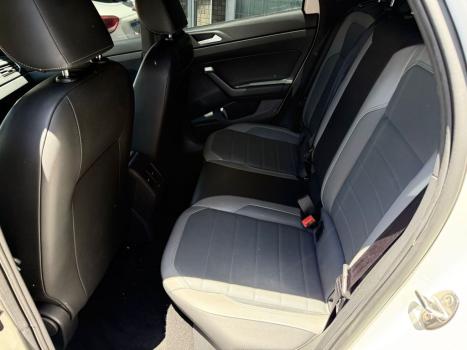 VOLKSWAGEN Nivus 1.0 4P FLEX 200 TSI HIGHLINE TURBO AUTOM�TICO, Foto 12