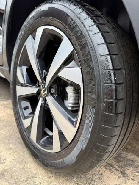 VOLKSWAGEN Nivus 1.0 4P FLEX 200 TSI HIGHLINE TURBO AUTOM�TICO, Foto 12