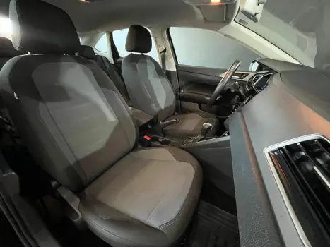 VOLKSWAGEN Nivus 1.0 4P FLEX 200 TSI COMFORTLINE TURBO AUTOM�TICO, Foto 13