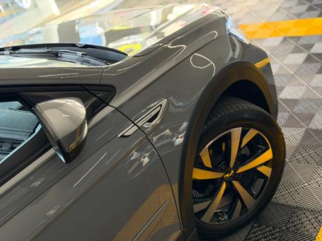 VOLKSWAGEN Nivus 1.0 4P FLEX 200 TSI HIGHLINE TURBO AUTOM�TICO, Foto 6