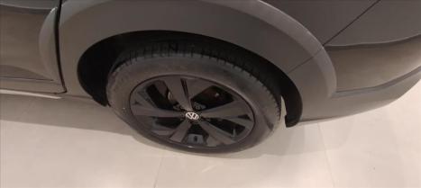 VOLKSWAGEN Nivus 1.0 4P FLEX 200 TSI HIGHLINE TURBO AUTOM�TICO, Foto 13