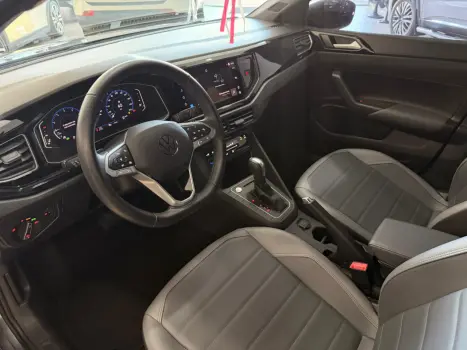 VOLKSWAGEN Nivus 1.0 4P FLEX 200 TSI HIGHLINE TURBO AUTOM�TICO, Foto 6