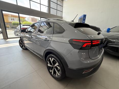 VOLKSWAGEN Nivus 1.0 4P FLEX 200 TSI HIGHLINE TURBO AUTOM�TICO, Foto 3