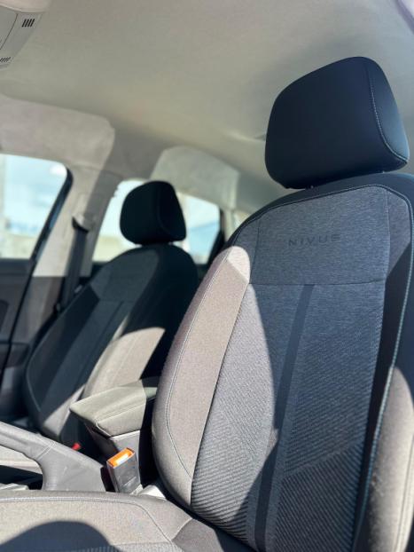 VOLKSWAGEN Nivus 1.0 4P FLEX 200 TSI COMFORTLINE TURBO AUTOM�TICO, Foto 14