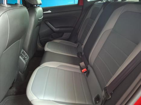 VOLKSWAGEN Nivus 1.0 4P FLEX 200 TSI HIGHLINE TURBO AUTOM�TICO, Foto 13