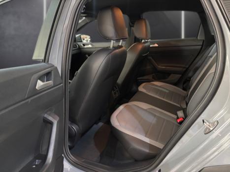 VOLKSWAGEN Nivus 1.0 4P FLEX 200 TSI HIGHLINE TURBO AUTOM�TICO, Foto 10