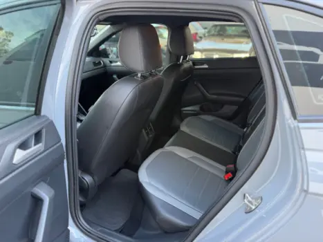 VOLKSWAGEN Nivus 1.0 4P FLEX 200 TSI HIGHLINE TURBO AUTOM�TICO, Foto 12
