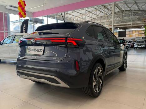 VOLKSWAGEN Nivus 1.0 4P FLEX 200 TSI HIGHLINE TURBO AUTOM�TICO, Foto 4