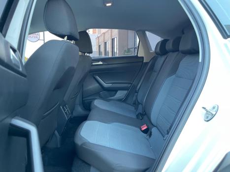 VOLKSWAGEN Nivus 1.0 4P FLEX 200 TSI COMFORTLINE TURBO AUTOM�TICO, Foto 9