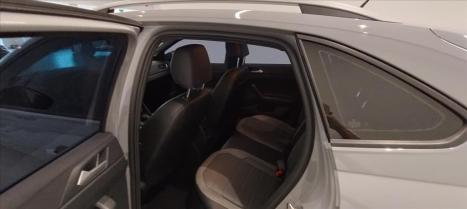 VOLKSWAGEN Nivus 1.0 4P FLEX 200 TSI HIGHLINE TURBO AUTOM�TICO, Foto 11