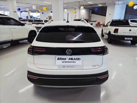VOLKSWAGEN Nivus 1.0 4P FLEX 200 TSI HIGHLINE TURBO AUTOM�TICO, Foto 5