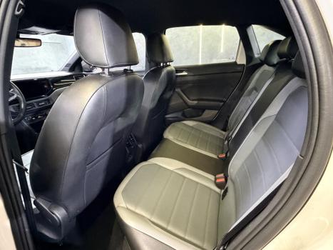 VOLKSWAGEN Nivus 1.0 4P FLEX 200 TSI HIGHLINE TURBO AUTOM�TICO, Foto 12