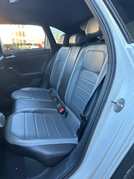 VOLKSWAGEN Nivus 1.0 4P FLEX 200 TSI HIGHLINE TURBO AUTOM�TICO, Foto 5