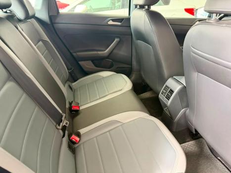 VOLKSWAGEN Nivus 1.0 4P FLEX 200 TSI HIGHLINE TURBO AUTOM�TICO, Foto 9