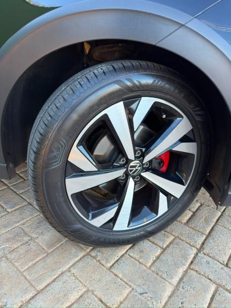 VOLKSWAGEN Nivus 1.0 4P FLEX 200 TSI HIGHLINE TURBO AUTOM�TICO, Foto 2