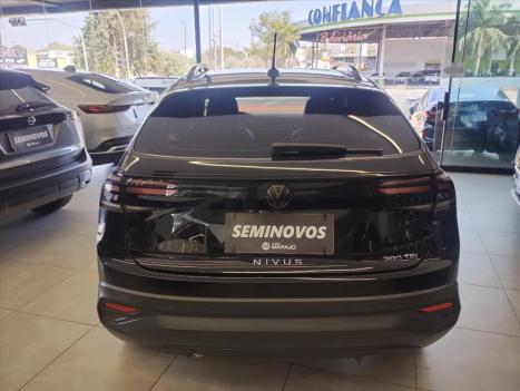 VOLKSWAGEN Nivus 1.0 4P FLEX 200 TSI HIGHLINE TURBO AUTOM�TICO, Foto 11