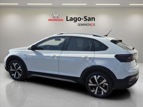 VOLKSWAGEN Nivus 1.0 4P FLEX 200 TSI HIGHLINE TURBO AUTOM�TICO, Foto 2