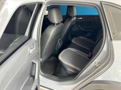 VOLKSWAGEN Nivus 1.0 4P FLEX 200 TSI HIGHLINE TURBO AUTOM�TICO, Foto 14