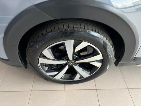 VOLKSWAGEN Nivus 1.0 4P FLEX 200 TSI HIGHLINE TURBO AUTOM�TICO, Foto 15