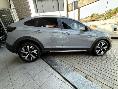 VOLKSWAGEN Nivus 1.0 4P FLEX 200 TSI HIGHLINE TURBO AUTOM�TICO, Foto 8