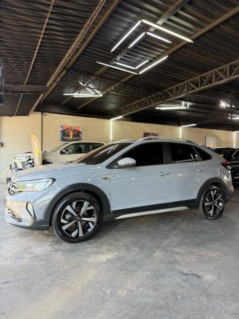 VOLKSWAGEN Nivus 1.0 4P FLEX 200 TSI HIGHLINE TURBO AUTOMÁTICO, Foto 2