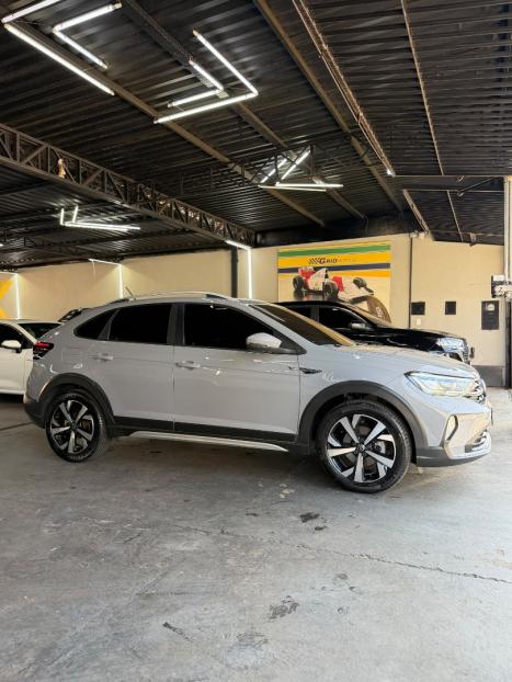 VOLKSWAGEN Nivus 1.0 4P FLEX 200 TSI HIGHLINE TURBO AUTOMÁTICO, Foto 6