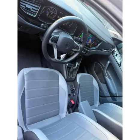 VOLKSWAGEN Nivus 1.0 4P FLEX 200 TSI HIGHLINE TURBO AUTOMÁTICO, Foto 5