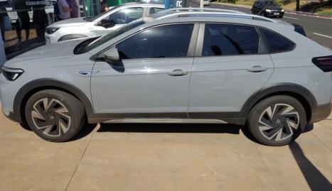 VOLKSWAGEN Nivus 1.0 4P FLEX 200 TSI HIGHLINE TURBO AUTOMÁTICO, Foto 4