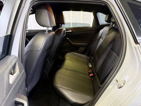 VOLKSWAGEN Nivus 1.0 4P FLEX 200 TSI HIGHLINE TURBO AUTOMÁTICO, Foto 12