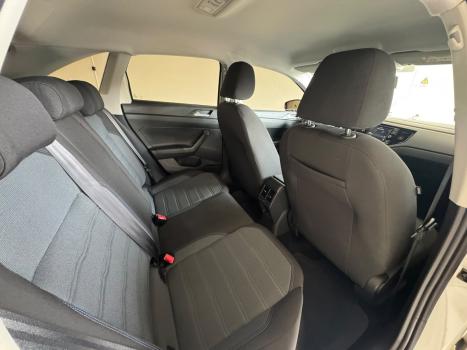 VOLKSWAGEN Nivus 1.0 4P FLEX 200 TSI COMFORTLINE TURBO AUTOMÁTICO, Foto 10
